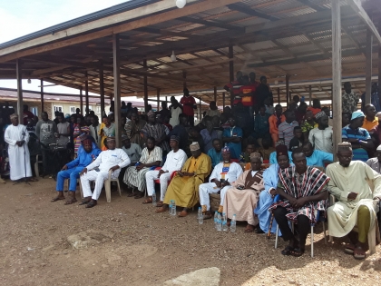 The Greater Accra and the Central Regional Ministers visit the Akyempim Market
